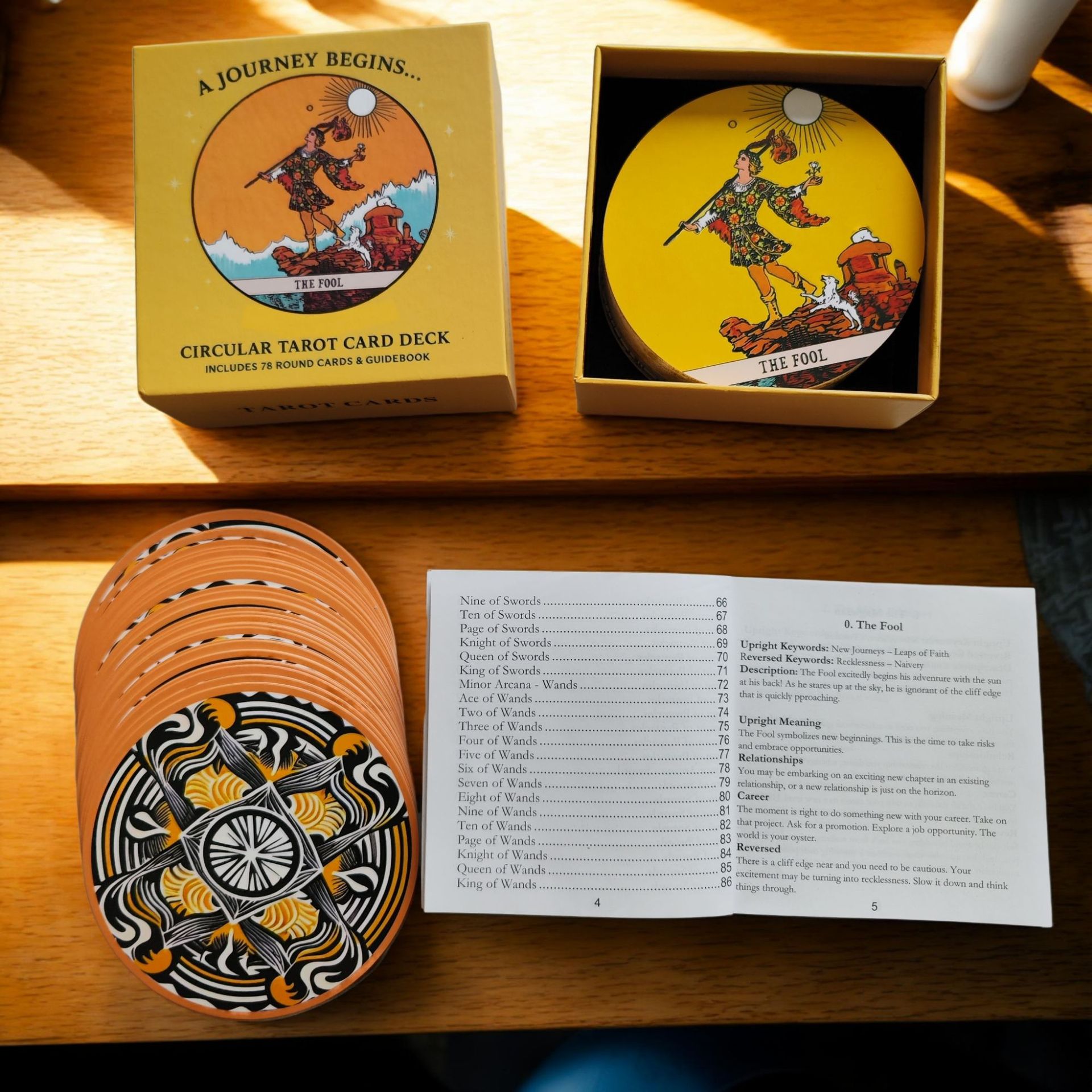 Tarot Deck With Guidebook - مجموعة بطاقات التاروت الدائرية تتضمن 78